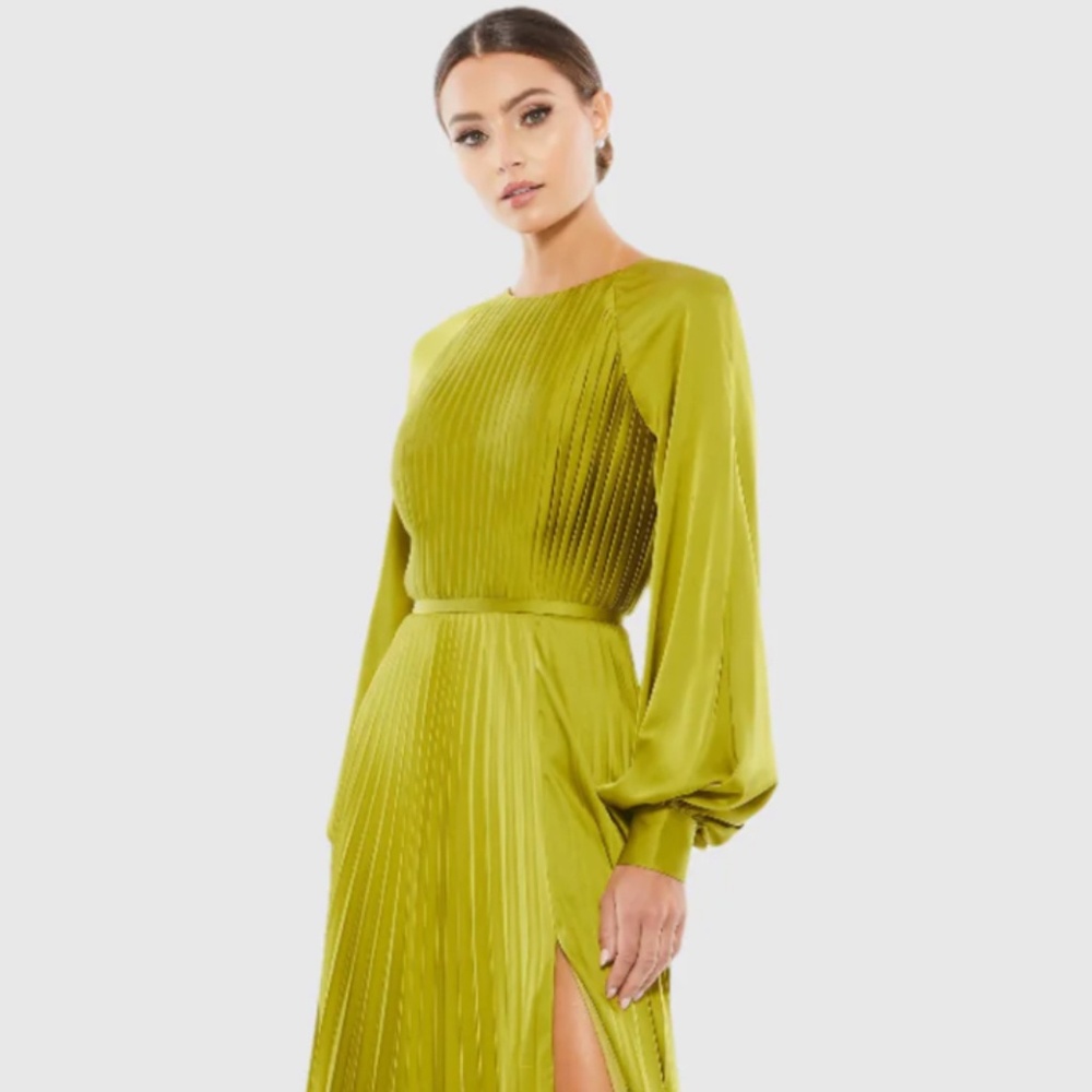 NWT Leena for Mac Duggal Chartreuse Green Dress Long sleeve with slit Modest